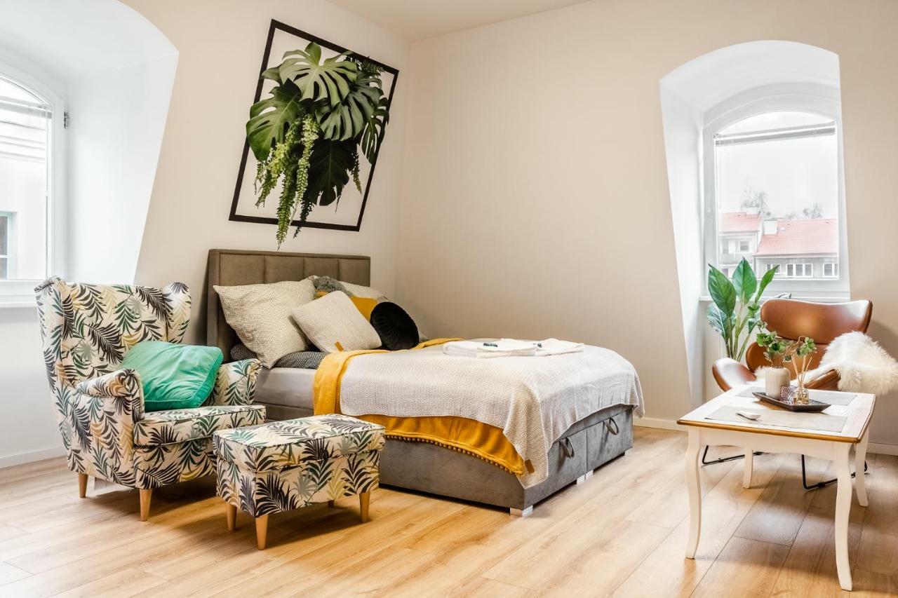 Old Town - Riverside Lux Apartment *